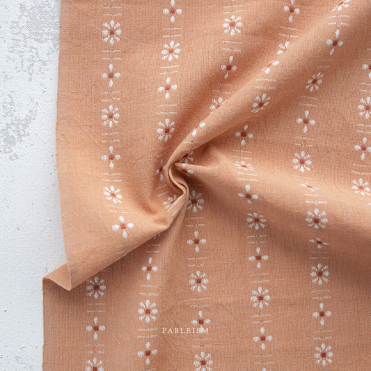 Forest Forage Daisies in Prairie | Fat Quarter