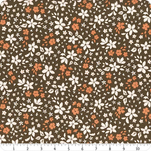 Winged Medley Petals Brown | Fat Quarter