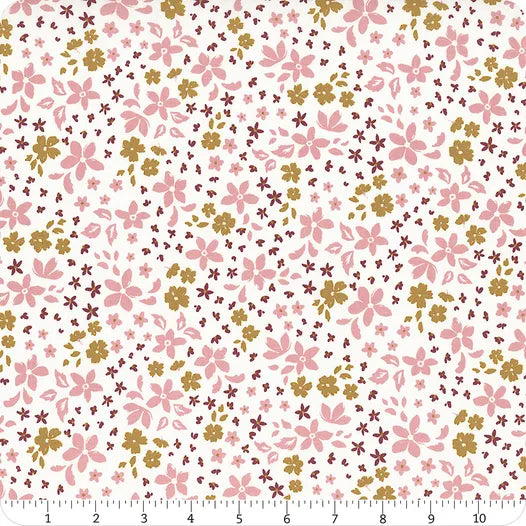Winged Medley Petals Cloud | Fat Quarter