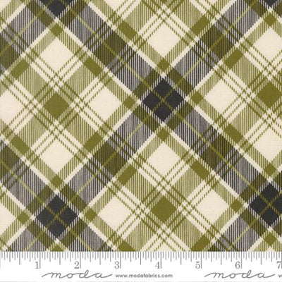 Chilly Christmas Plaid Pine