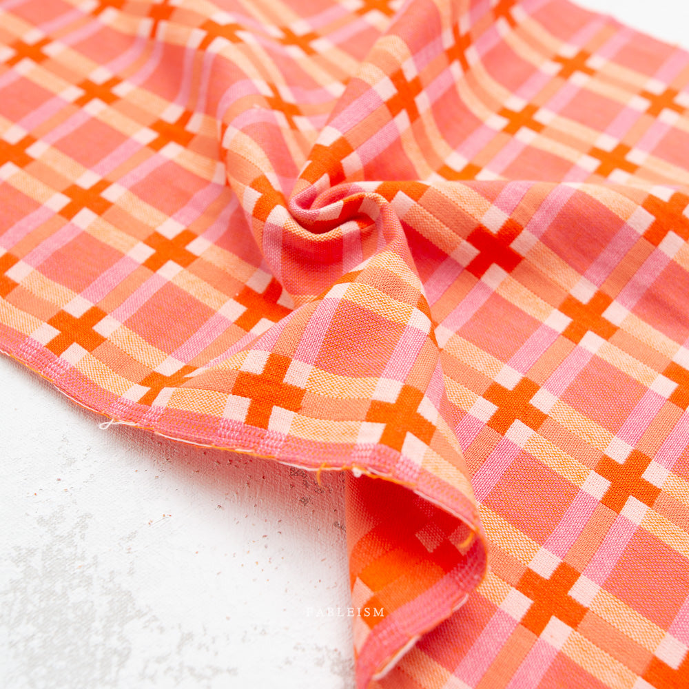 Fine And Dandy Decked Out in Summer